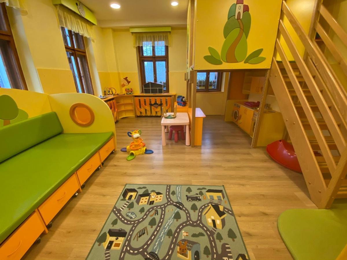 Hotel Peklo Pro Rodiny S Detmi Josefŭv Dŭl Dış mekan fotoğraf