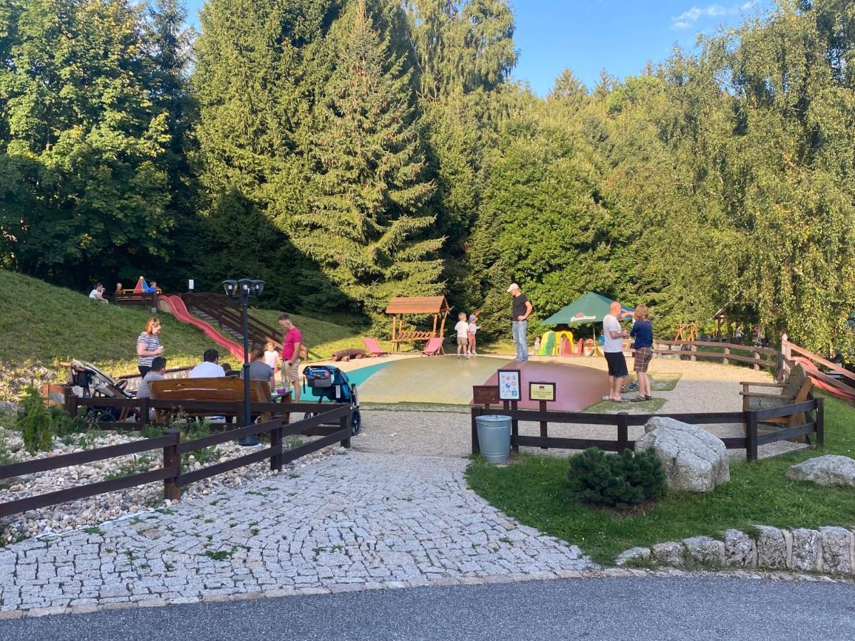 Hotel Peklo Pro Rodiny S Detmi Josefŭv Dŭl Dış mekan fotoğraf